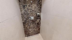 Koupelna v ubytování White Pearl Apartment 1.10