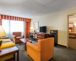O zonă de relaxare la Budgetel Inn & Suites Atlanta