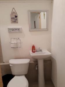 A bathroom at Martha´s HOUSE