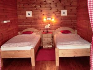 Postel nebo postele na pokoji v ubytování Tschetsch Hütte + 4 fotografie