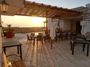A balcony or terrace at Il giardino dei tramonti