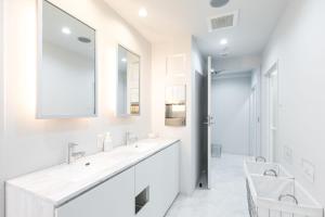 Koupelna v ubytování TSUKIMI HOTEL + 18 fotografií