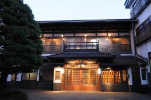 Budova, kde se ryokan nachází
