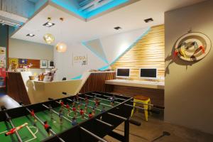 Herní místnost v ubytování Loosha Hostel
