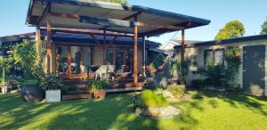 Gallery image of Januce - delightful river front house in Urunga in Urunga
