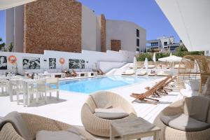 Gallery image of Hotel Zhero in Cas Catala