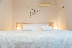 Ένα ή περισσότερα κρεβάτια σε δωμάτιο στο Wide and diaphanous- 3Bd 2Bth- Alcázar