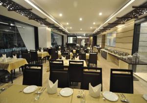 Restaurace v ubytování Tarawade Clarks Inn Pune