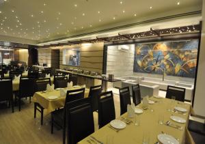 Restaurace v ubytování Tarawade Clarks Inn Pune