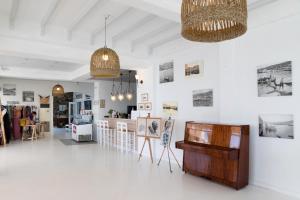 Posedenie v ubytovaní ''Di Mare'' Hotel & Suites