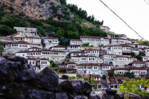Foto da galeria de Hotel Vila Nino em Berat