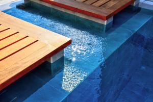 The swimming pool at or close to Quartano Luxury Cycladic Residence, Adults Only (13+)