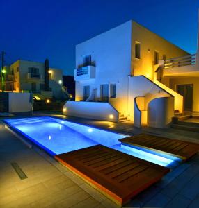 The swimming pool at or close to Quartano Luxury Cycladic Residence, Adults Only (13+)