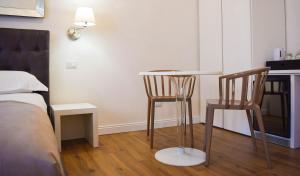A bed or beds in a room at B&B La finestra sul canale
