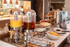 Comida no hotel ou em algum lugar perto