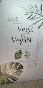 Imagem da galeria de Vege & Vegan Restaurant and Accommodation em Novi Sad