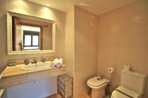 Kúpeľňa v ubytovaní AL07 Apartamento a 300 metros de la playa de Fenals