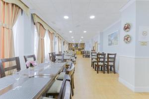 Restaurace v ubytování HOTEL RESTAURANTE MOYA