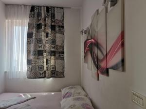 Postel nebo postele na pokoji v ubytování Apartment Sandra FREE PRIVATE PARKING