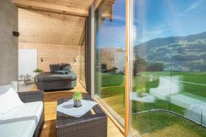Üldine mäevaade või majutusasutusest "Chalet Bergzeit" Ferienhaus mit Sauna & Wellness pildistatud vaade