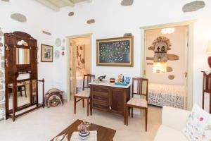 Fotografie z fotogalerie ubytování ''Cactus'' Traditional house v destinaci Vólax