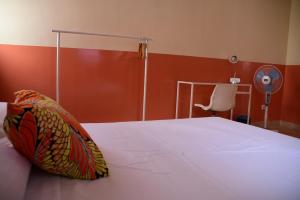 Letto o letti in una camera di Meeting Point- Tarrafal Center, also in Praia & Fogo-NO CASH ACCEPTED
