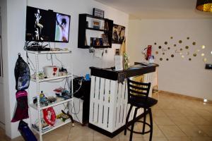 TV o dispositivi per l'intrattenimento presso Meeting Point- Tarrafal Center, also in Praia & Fogo-NO CASH ACCEPTED