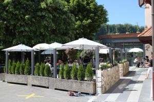 Fotografie z fotogalerie ubytování Hotel Acacia v destinaci Marly-le-Grand