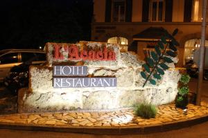 Fotografie z fotogalerie ubytování Hotel Acacia v destinaci Marly-le-Grand