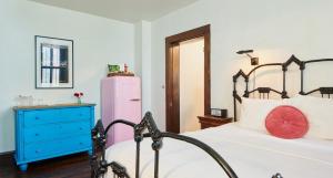 Postel nebo postele na pokoji v ubytování Hotel Havana