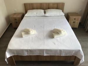 Letto o letti in una camera di Hotel CHARLI