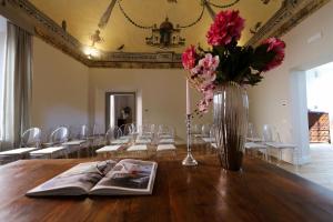 A seating area at Residenza Palazzo Fortuna - Boutique Hotel