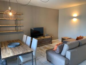 A television and/or entertainment centre at Borgo Al Tempo Perduto