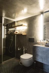 A bathroom at One Manto Square