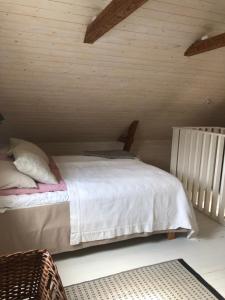 Voodi või voodid majutusasutuse Jonstorps brygghus toas