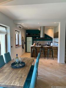 A kitchen or kitchenette at Borgo Al Tempo Perduto