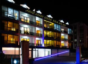 The building in which az apartmanhoteleket is located