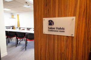 Certifikát, hodnocení, plakát nebo jiný dokument vystavený v ubytování Kyriad Clermont Ferrand Nord - Riom