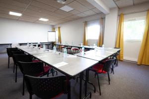 Konferenční prostory v ubytování Kyriad Clermont Ferrand Nord - Riom