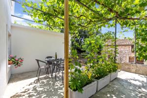 Gallery image of Apartman Miljenka in Malinska