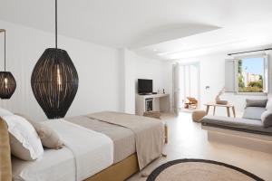 Posteľ alebo postele v izbe v ubytovaní Altera Pars Suites + 37 fotografií