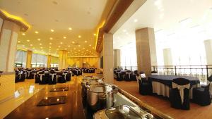 ห้องอาหารหรือที่รับประทานอาหารของ YangYang International Airport Hotel