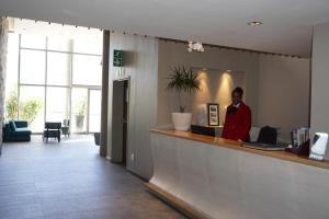 Příslušenství pro přípravu čaje a kávy v ubytování Chapmans Peak Beach Hotel
