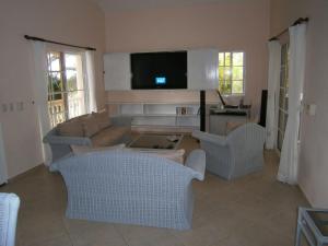 Istumisnurk majutusasutuses VillaTracey! Modern 4BR 3BA Sosua Ocean View Villa with Private Pool in Gated Community #15