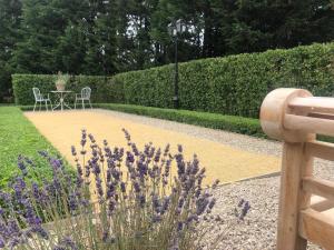 Taman di luar B&B d'Oude Brouwerij