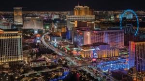 Nespecifikovaný výhled na destinaci Las Vegas nebo výhled na město při pohledu z rezortu