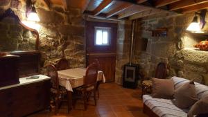 Χώρος καθιστικού στο Casa da Canella - En la Ribeira Sacra