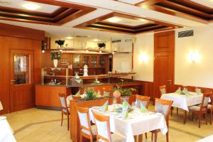 Restaurace v ubytování Hotel Bügener