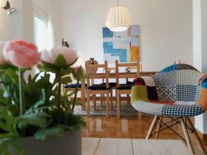 Posedenie v ubytovaní Spacious 110m2 2bedrooms 2bathrooms Center Athens