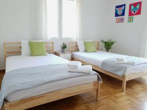 Posteľ alebo postele v izbe v ubytovaní Spacious 110m2 2bedrooms 2bathrooms Center Athens